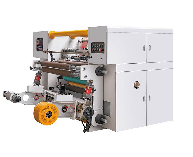 Tietokoneistettu nopea leikkaus- ja kelauskone